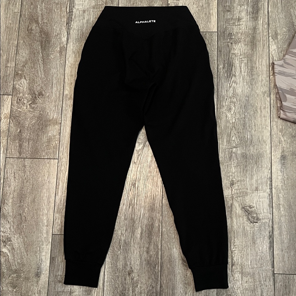 Alphalete Surface Joggers Bundle - image 5
